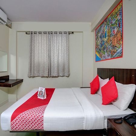 Hotel O Varcity Plaza Бангалор Екстериор снимка
