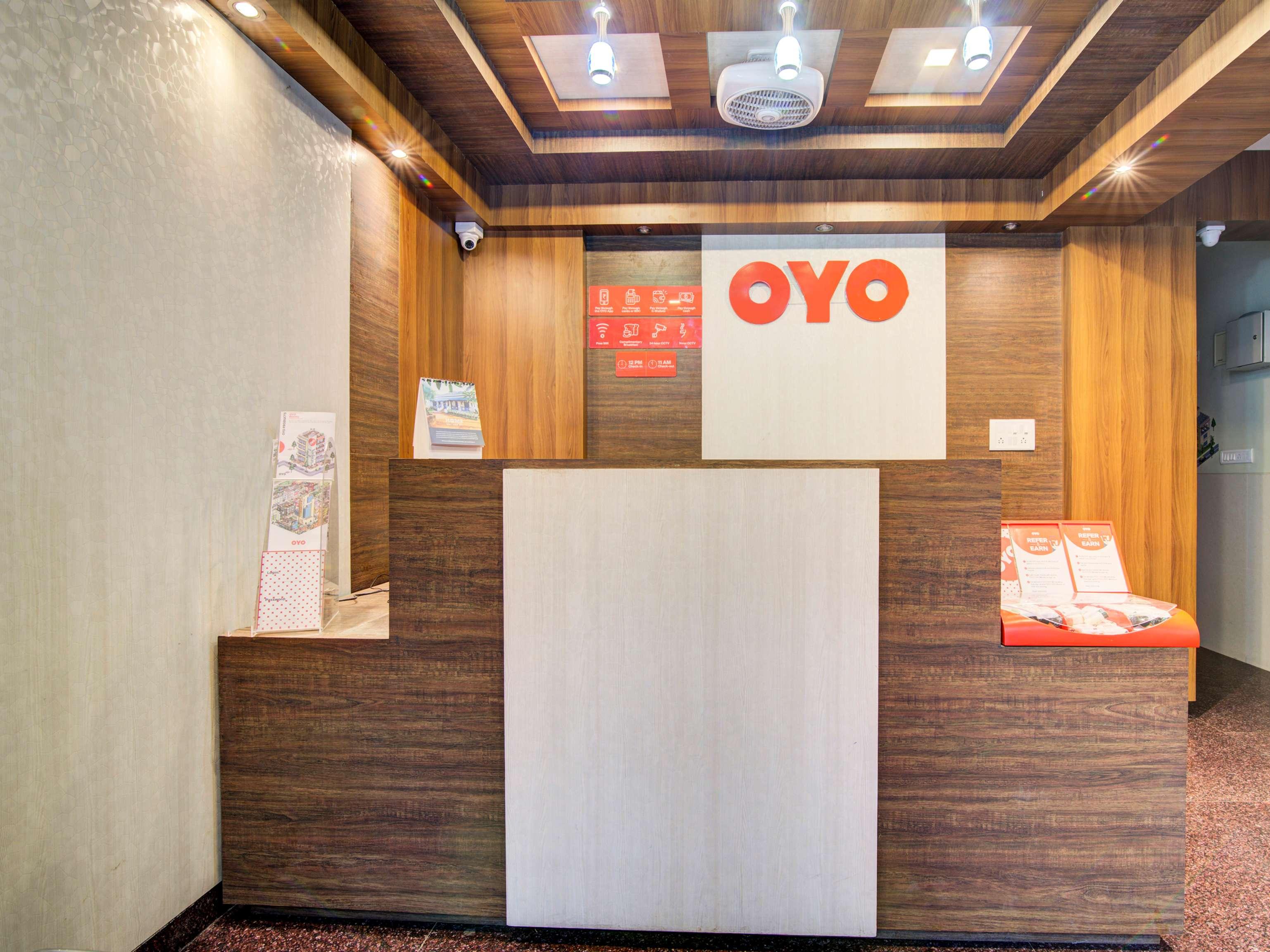 Hotel O Varcity Plaza Бангалор Екстериор снимка