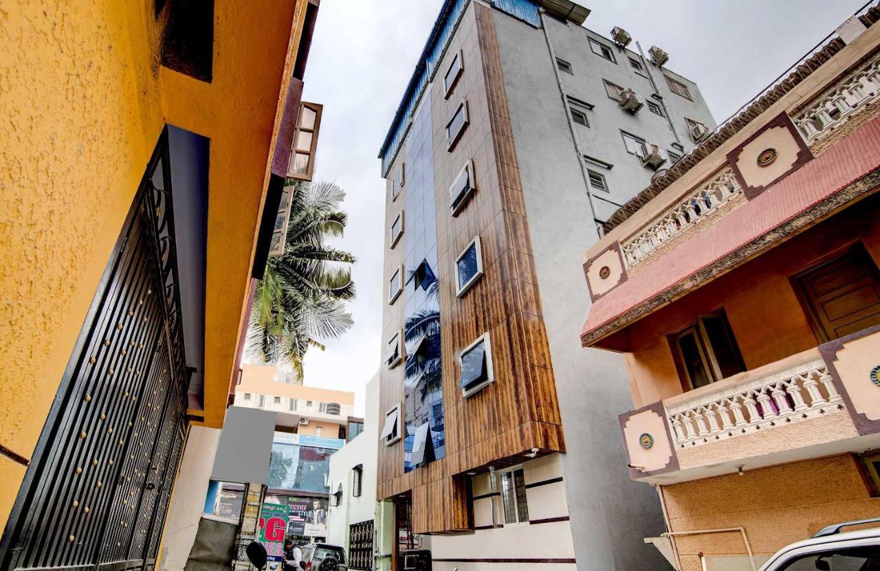 Hotel O Varcity Plaza Бангалор Екстериор снимка